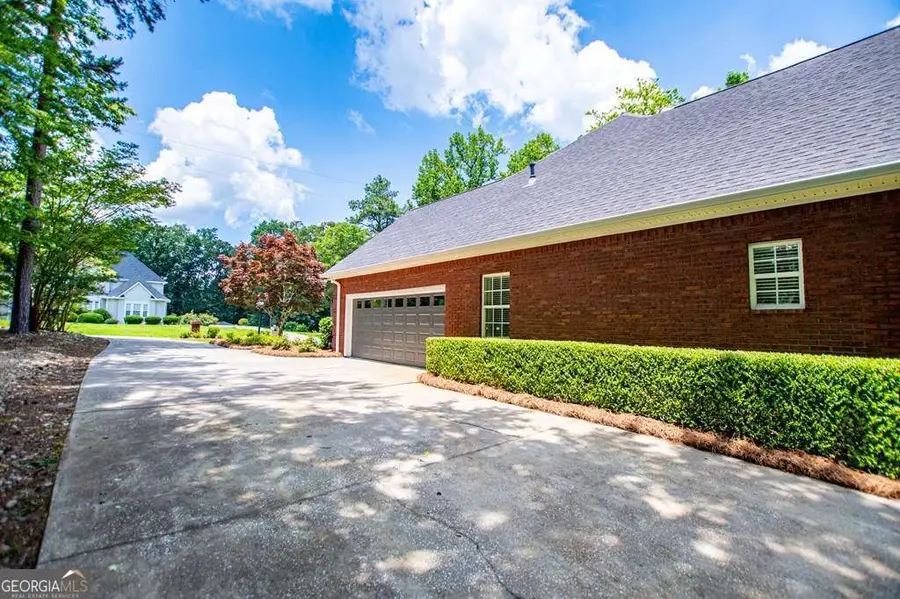 81 Castleman Road, Carrollton, GA 30116 - #3