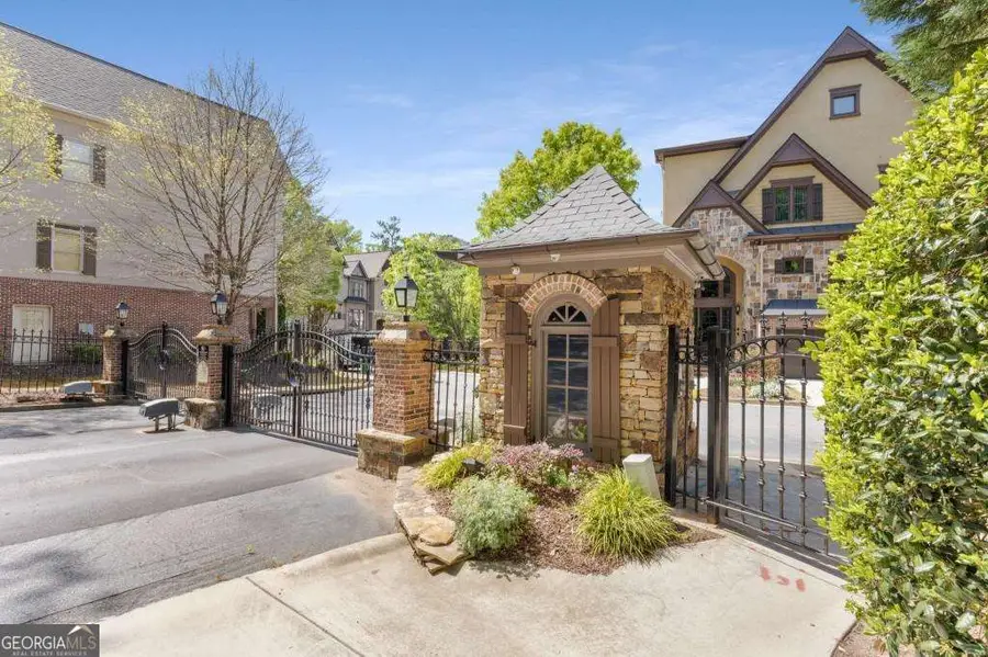 1928 Saxon Valley Circle Ne, Atlanta, GA 30319 - #3