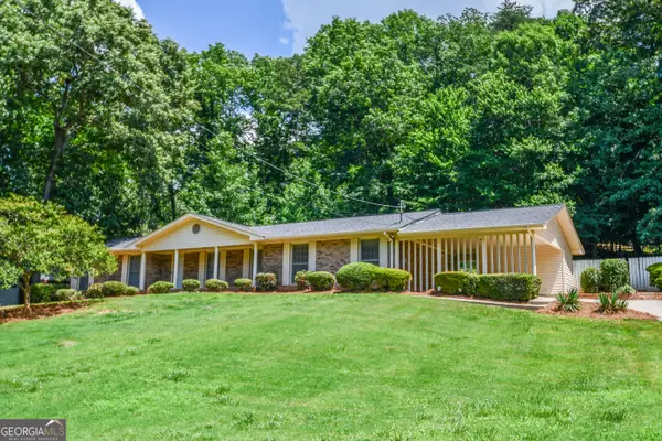 1512 Robinhood Trail, Gainesville, GA 30501