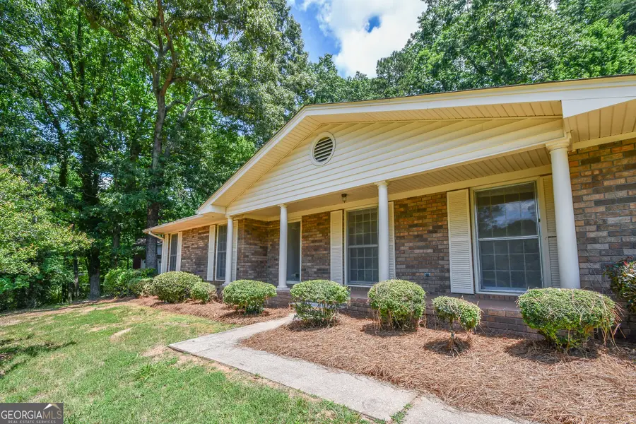 1512 Robinhood Trail, Gainesville, GA 30501 - #2