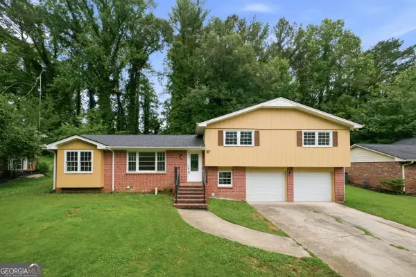 3816 Green Bay Dr, Lawrenceville, GA 30044