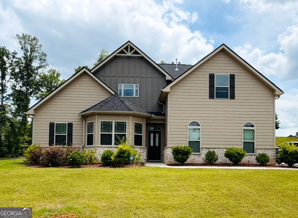 330 Darien Drive, Senoia, GA 30276 - #1