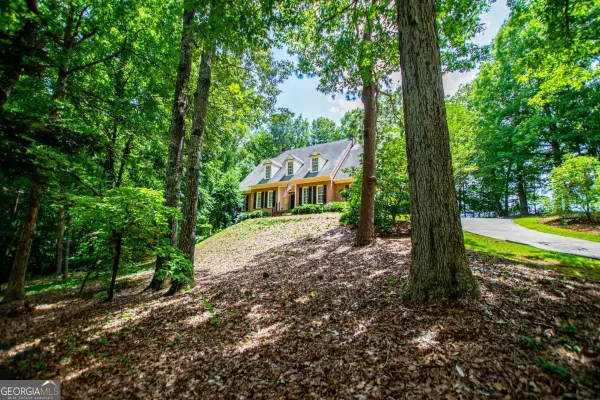 36 London Way, Carrollton, GA 30116