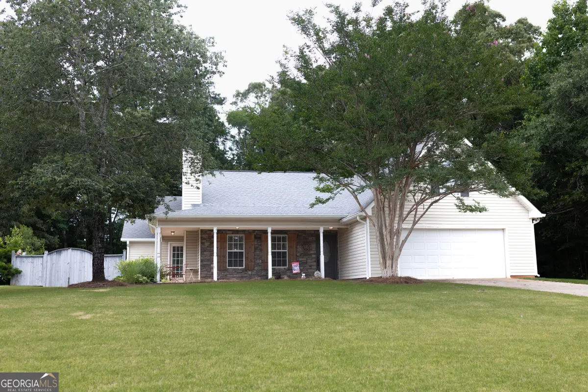 465 Berkshire Drive, Covington, GA 30016 - #1