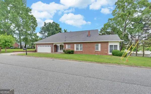 1261 Enota Avenue Ne, Gainesville, GA 30501