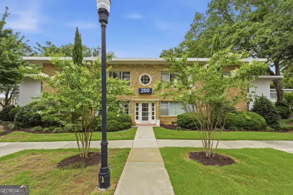 2240 Cheshire Bridge Road Ne #205, Atlanta, GA 30324
