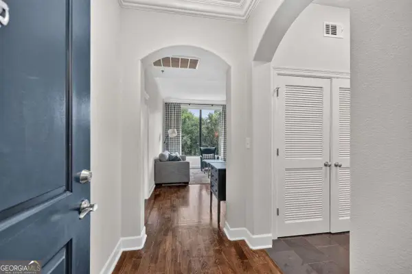 3445 Stratford Road Ne #402, Atlanta, GA 30326