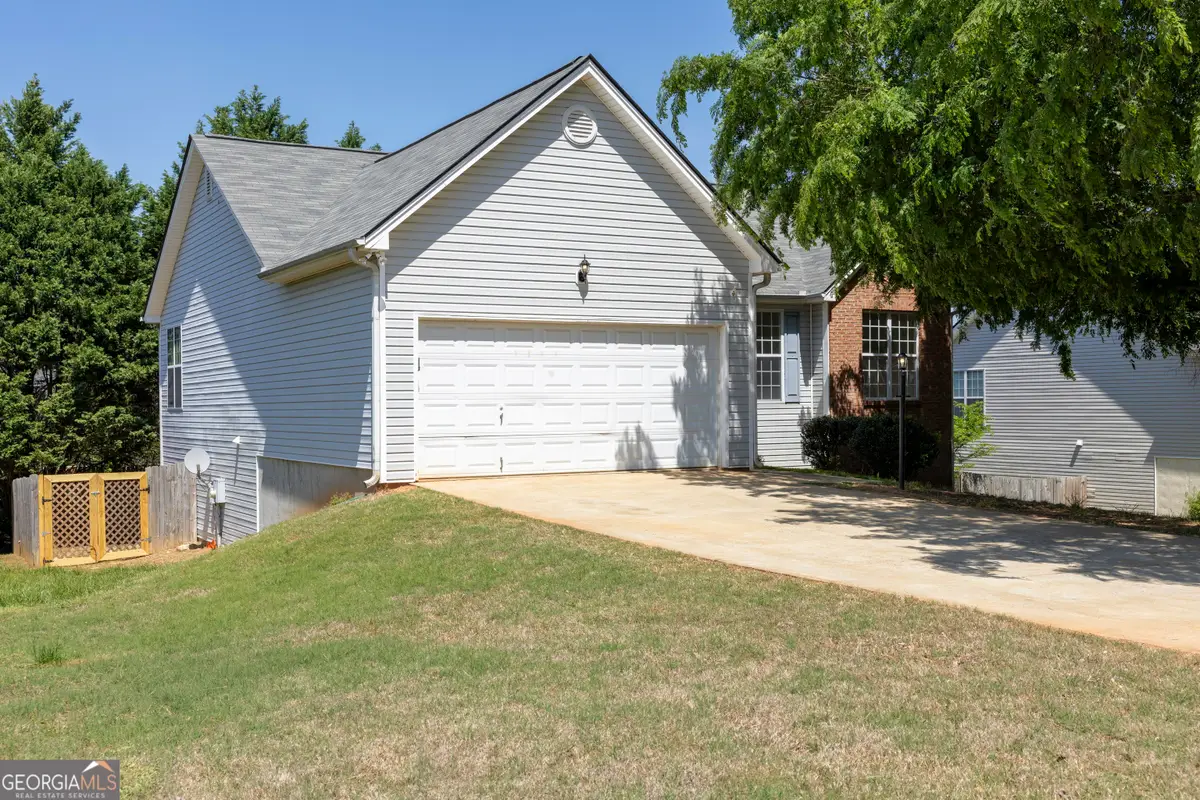 120 Shenandoah Drive, Winder, GA 30680 - #1
