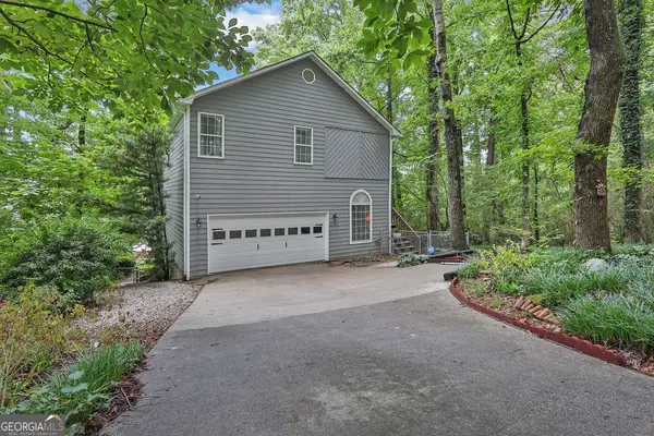8788 Lake Drive, Snellville, GA 30039