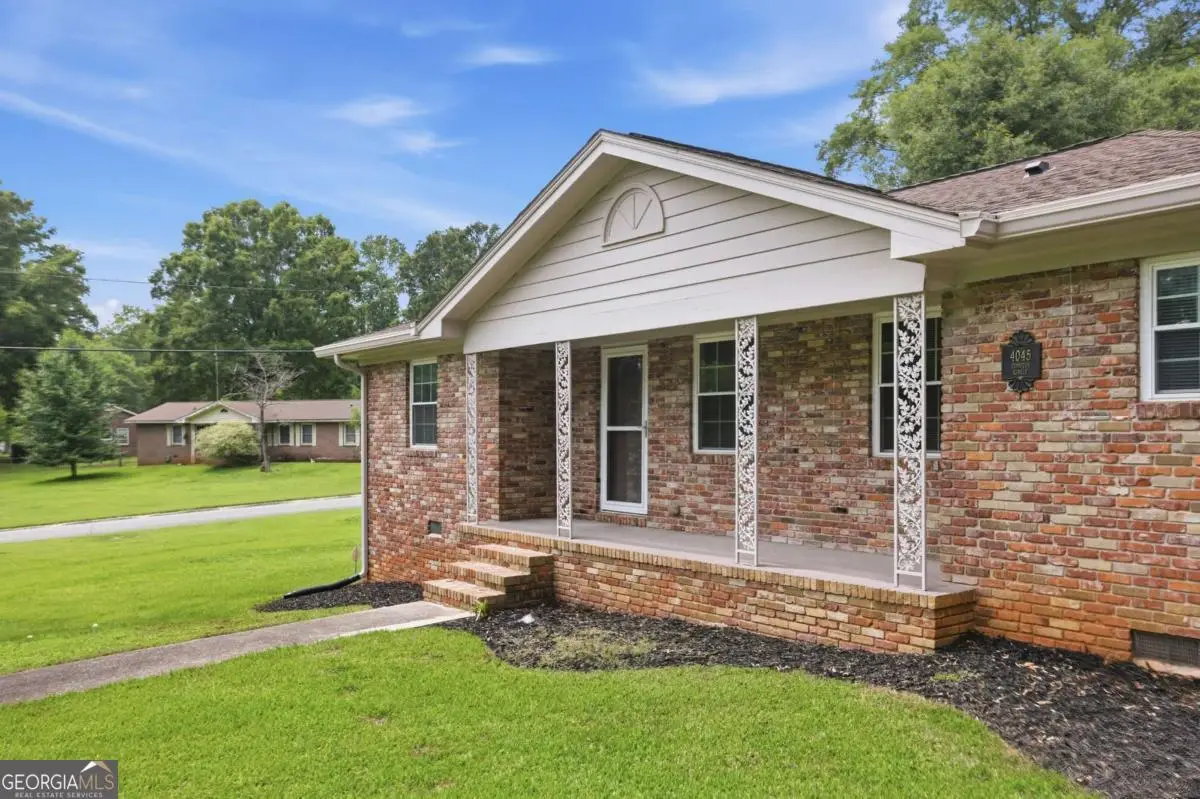 4045 Compton Circle, Powder Springs, GA 30127 - #1