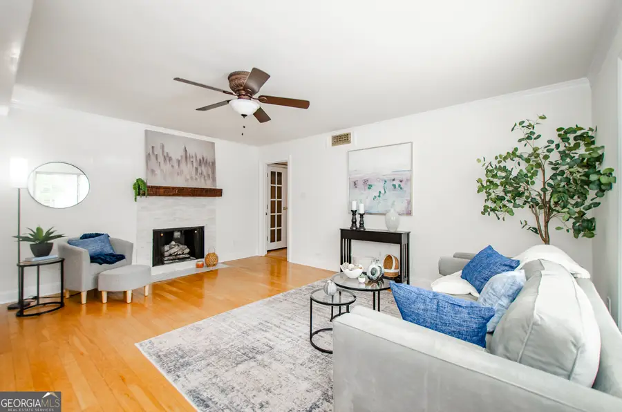 5400 Roswell Road #D4, Sandy Springs, GA 30342 - #2