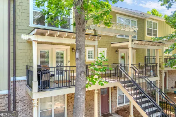490 Barnett Shoals Road #814, Athens, GA 30605