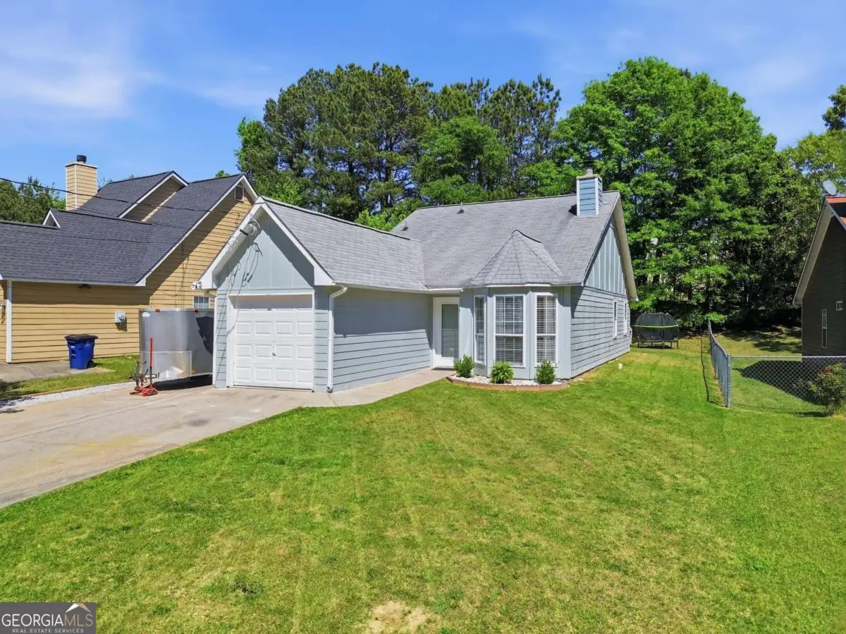 8048 Fieldstream Way, Douglasville, GA 30134 - #1
