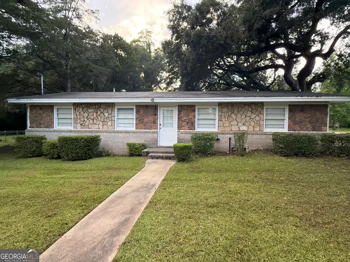 5859 8th Avenue, Eastman, GA 31023 - #1