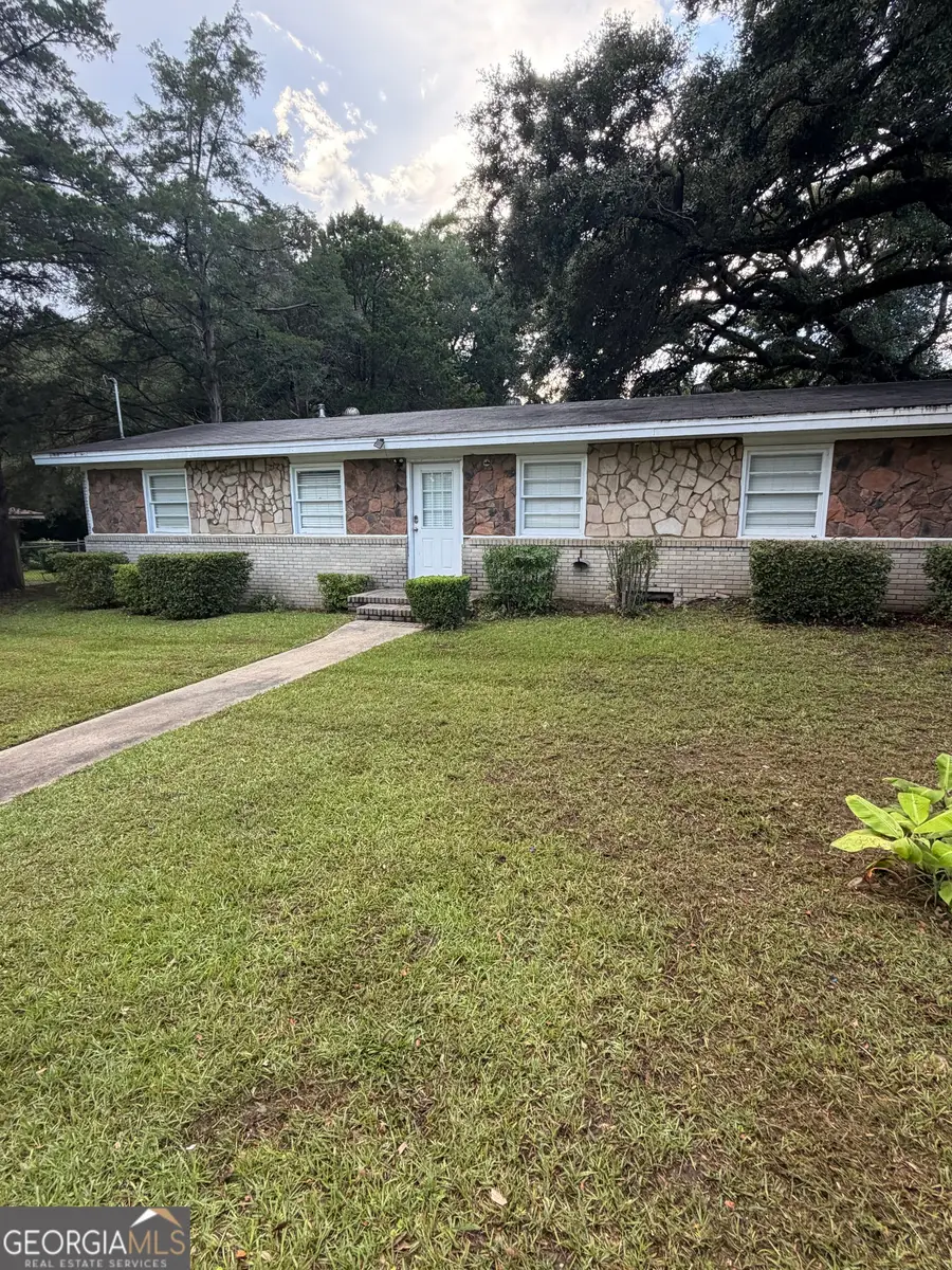 5859 8th Avenue, Eastman, GA 31023 - #3