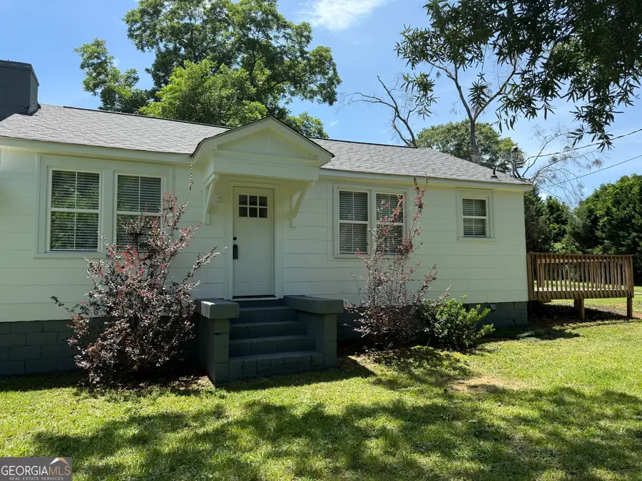 1511 W Poplar Street, Griffin, GA 30224 - #3