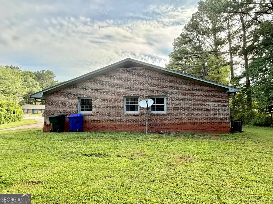 1047 Chestnut Oak Court Ne, Conyers, GA 30012 - #2