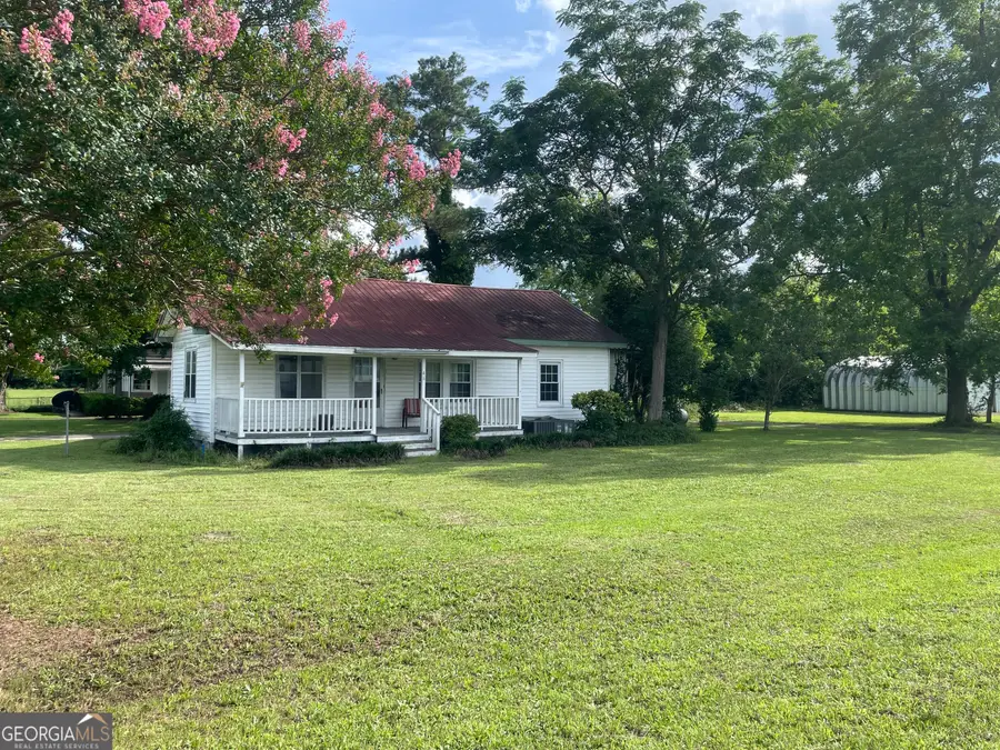 46 E Calhoun Street, Reynolds, GA 31076 - #2