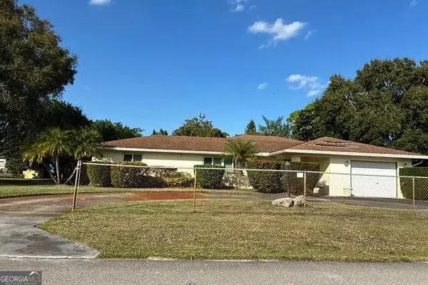 2006 San Diego Avenue, Fort Pierce, FL 34946