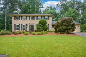 2355 N Peachtree Way, Dunwoody, GA 30338 - #1