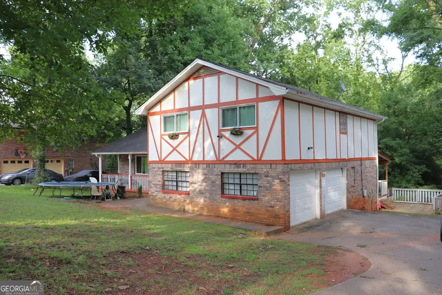 4194 Indian Manor Drive, Stone Mountain, GA 30083 - #3
