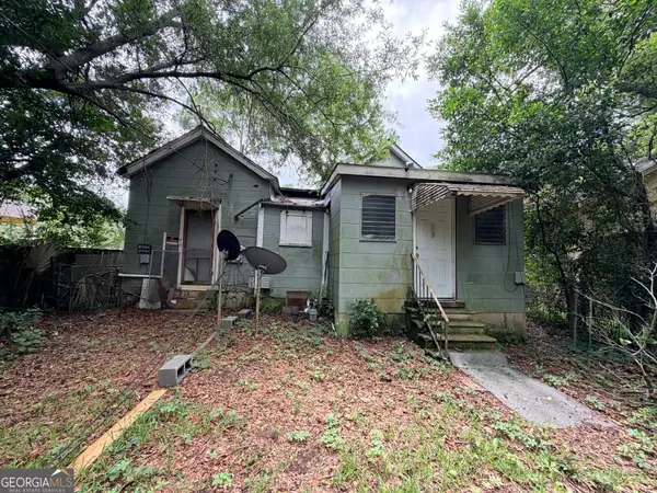 513 W Whitney Avenue, Albany, GA 31701