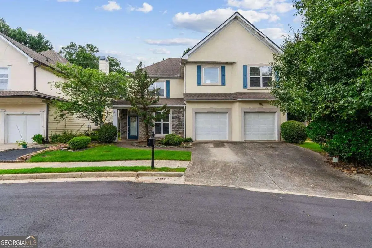 1366 Brookhaven Village Circle Ne, Brookhaven, GA 30319 - #1