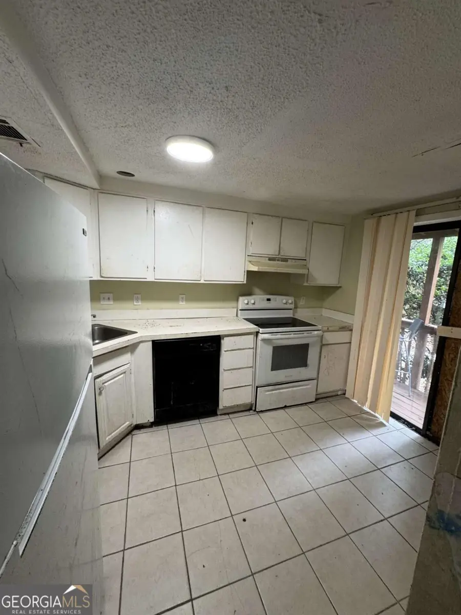 3119 Fairington Drive, Lithonia, GA 30038 - #2