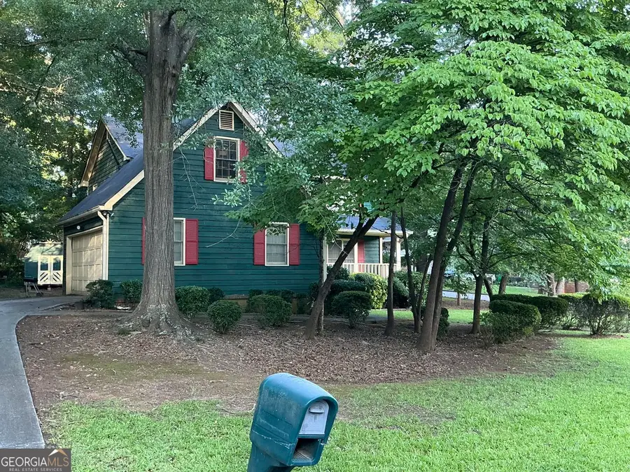 1454 Albans Court, Lithonia, GA 30058 - #3