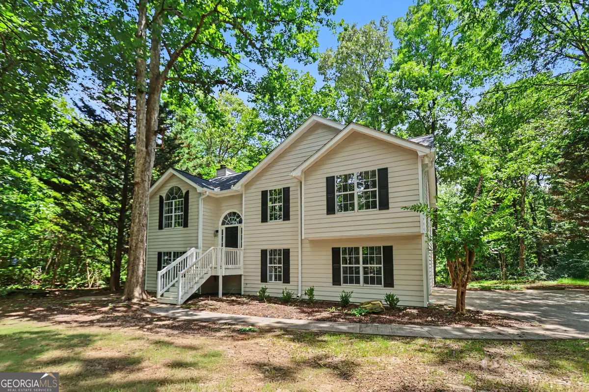 105 Creek View Drive, Hoschton, GA 30548 - #1