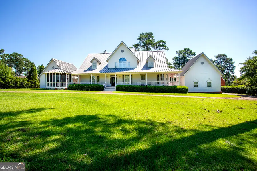 202 Merion Dr, Eufaula, AL 36027 - #2