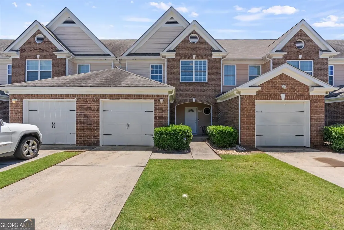 121 Village Drive, Loganville, GA 30052 - #1