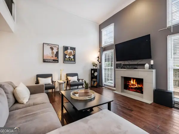 702 Brandywine Circle, Atlanta, GA 30350