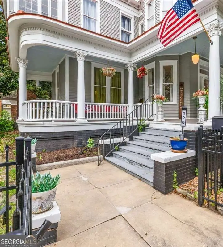 120 W 37th Street, Savannah, GA 31401 - #2