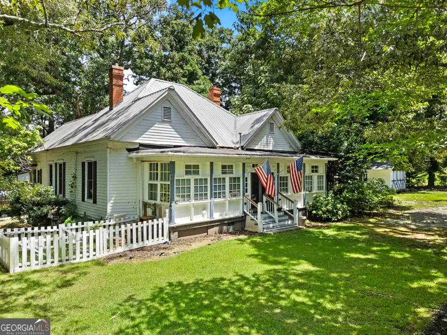 107 Sixth Avenue, Mansfield, GA 30055 - #2