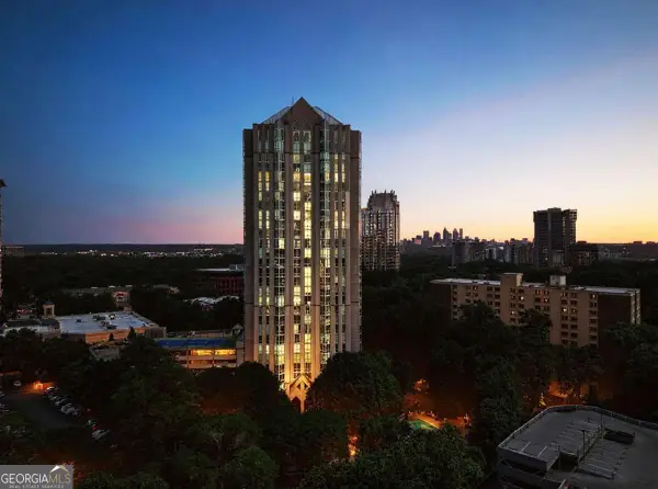 2870 Pharr Court South Nw #207, Atlanta, GA 30305