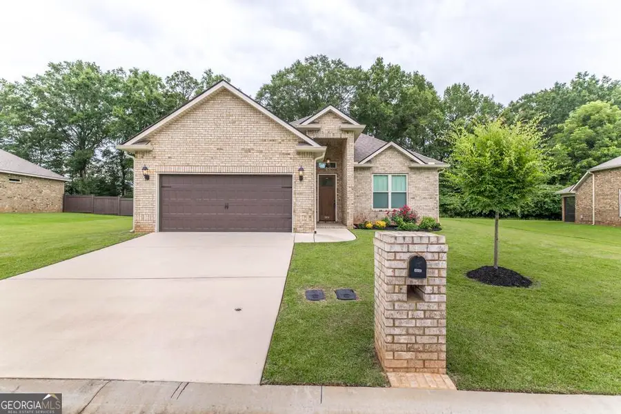504 Clifton Road, Perry, GA 31069 - #2