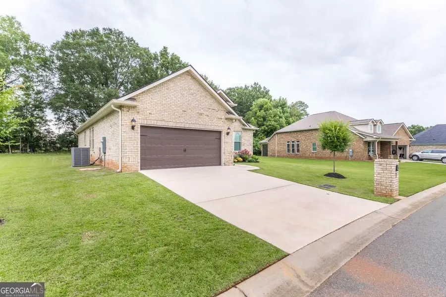 504 Clifton Road, Perry, GA 31069 - #3