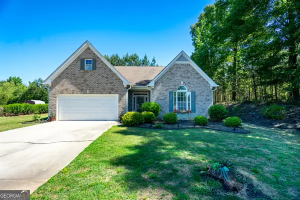 5 Honeysuckle Lane, Fairburn, GA 30213