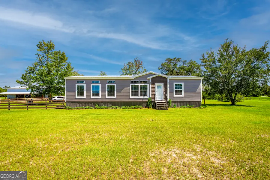 266 Farm Rd., Saint George, GA 31562 - #2