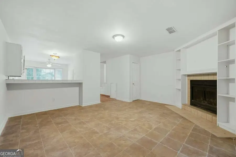 667 Hunting Creek Lane Se, Conyers, GA 30013 - #2