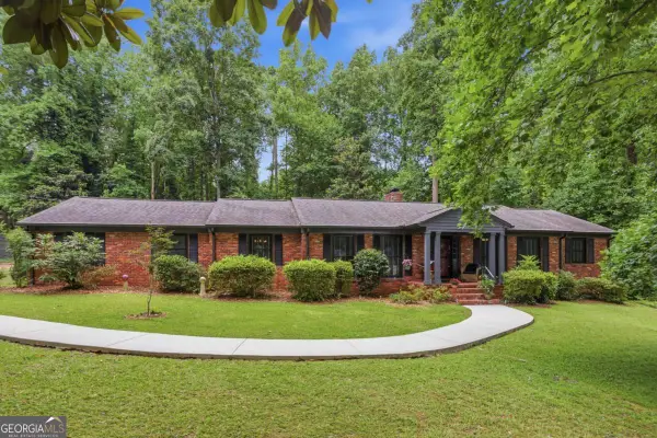 635 Wisteria Drive Sw, Marietta, GA 30064