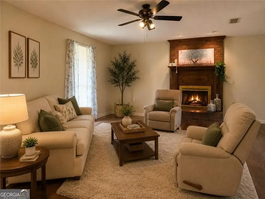 133 English Street E, Douglas, GA 31535 - #3