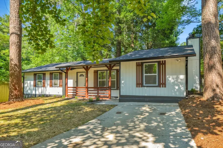 8438 N Pond Drive, Riverdale, GA 30274 - #2