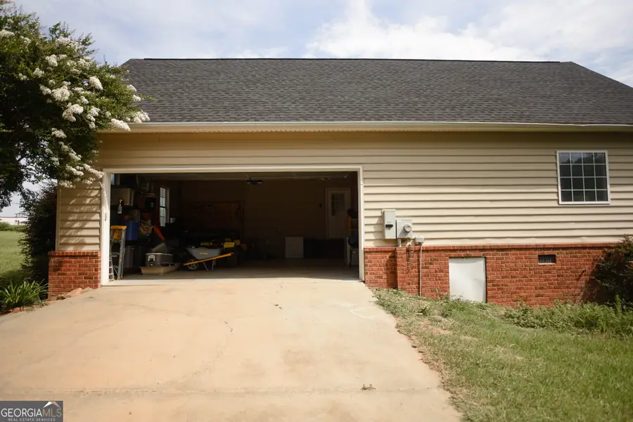 247 Darrell Thompson Road, Lyons, GA 30436 - #3