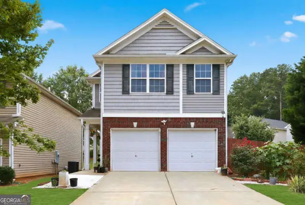 574 Lobdale Falls Drive, Lawrenceville, GA 30045