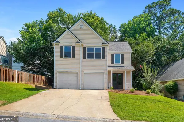 2003 Crestview Way, Woodstock, GA 30188