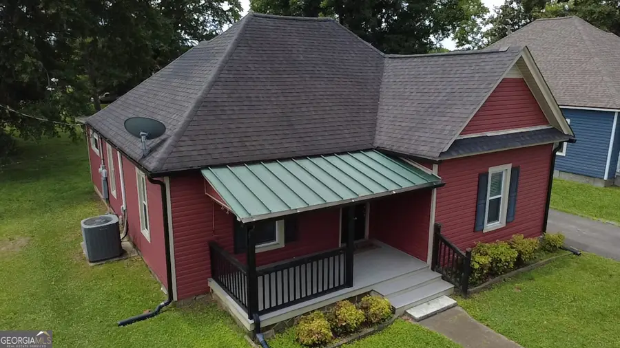 108 W 10th Street, Chickamauga, GA 30707 - #3