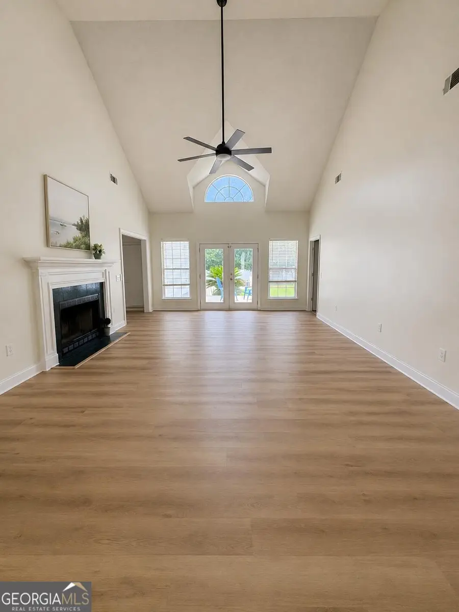 135 Westchester Circle, Dublin, GA 31021 - #2