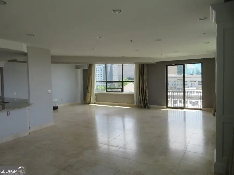 115 W Peachtree Place Nw #702, Atlanta, GA 30313 - #3